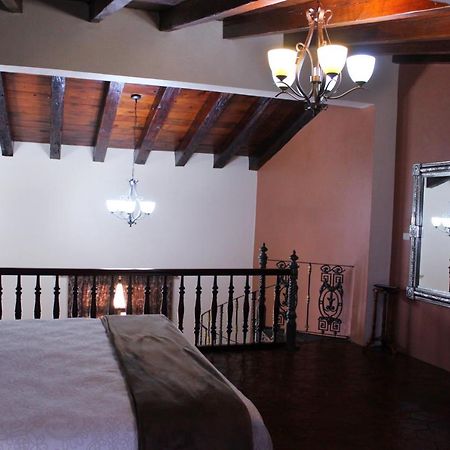 Hotel Boutique San Antonio คาลาปา ภายนอก รูปภาพ